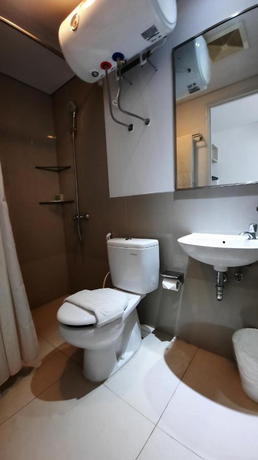 Azalea Suites Cikarang By Jayakarta Group Esterno foto