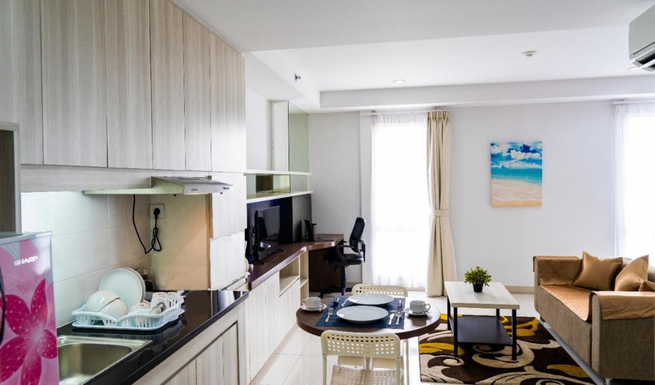 Azalea Suites Cikarang By Jayakarta Group Esterno foto